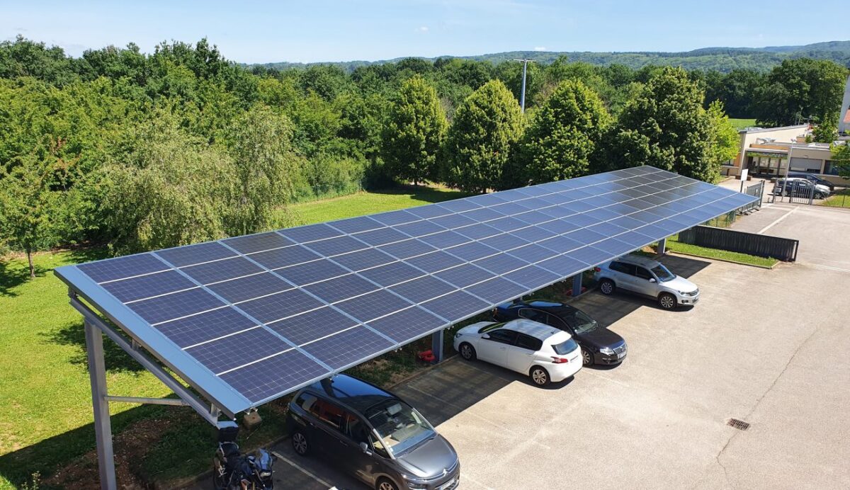 Avis de publicité pour projet dombrière solaire à Saint Jacut